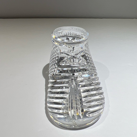 Vintage Waterford crystal baby shoe ,bootie, figurine paperweight NO BOX - Picture 2 of 6